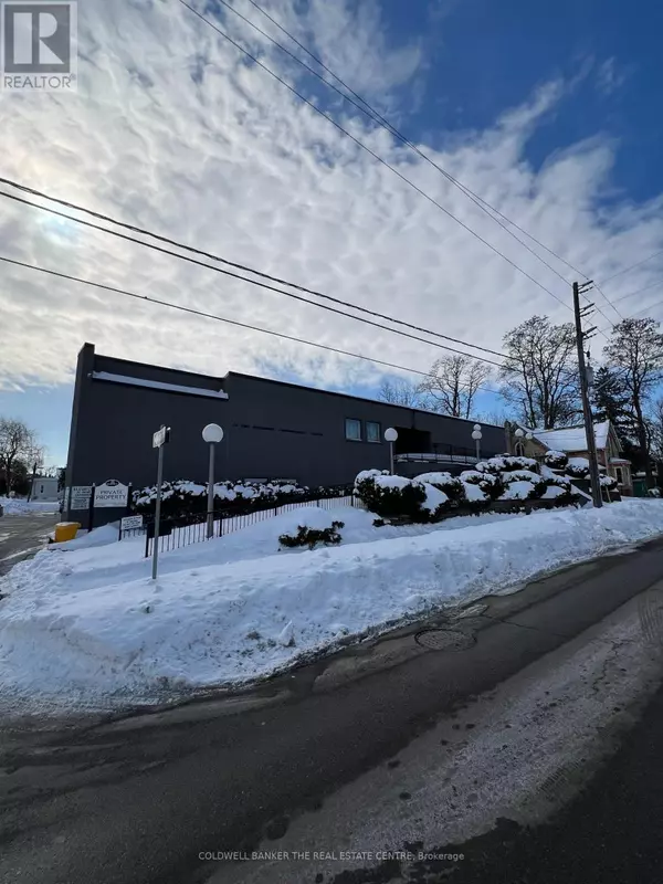 22 Richmond ST #202, Richmond Hill (mill Pond), ON L4C3Y1