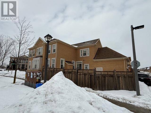 Markham (cathedraltown), ON L3R0B8,1 ANNIBALE DRIVE