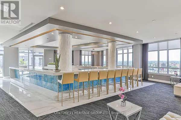 Richmond Hill (langstaff), ON L4C1V5,LEVEL 13, UNIT 5 - 9205 YONGE STREET