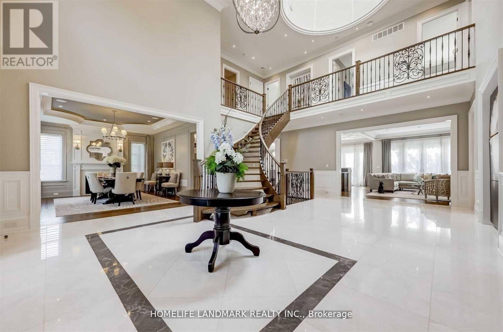 Markham (bayview Glen), ON L3T2X3,21 HAMMOK CRESCENT
