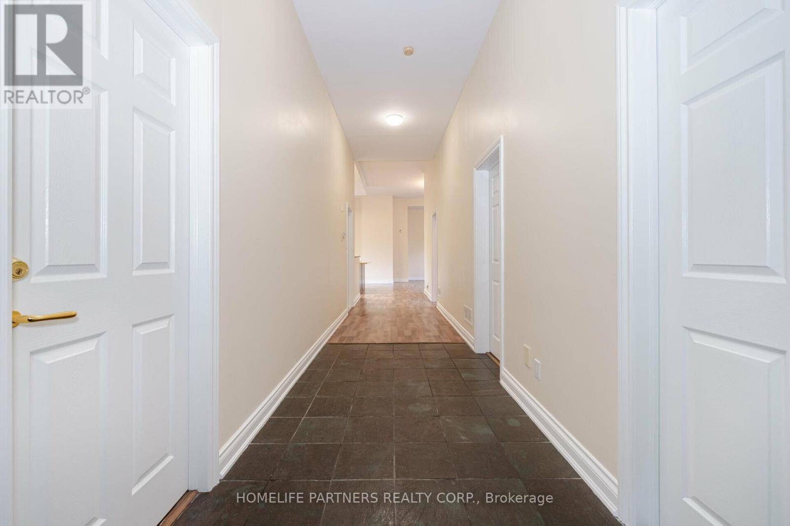 Vaughan (west Woodbridge), ON L4L1Z5,7930 KIPLING AVENUE