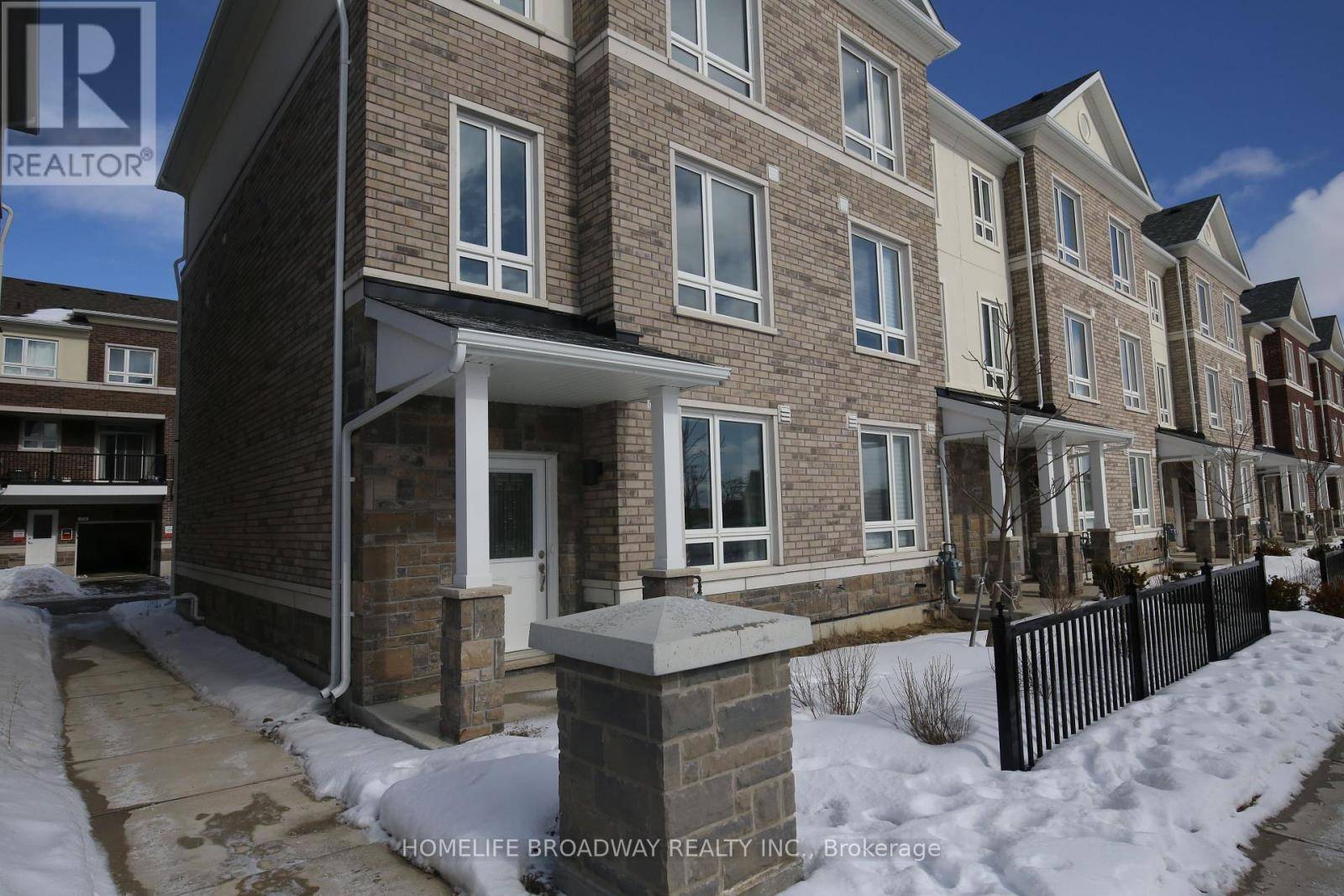 Markham (wismer), ON L6E0V6,72 IMPERIAL COLLEGE LANE