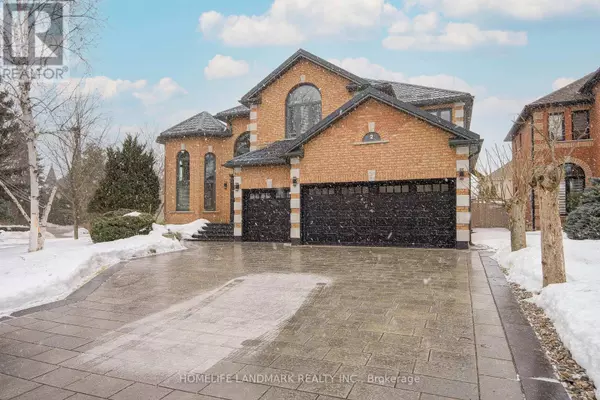 Vaughan (east Woodbridge), ON L4L9A7,2 KIMBER CRESCENT