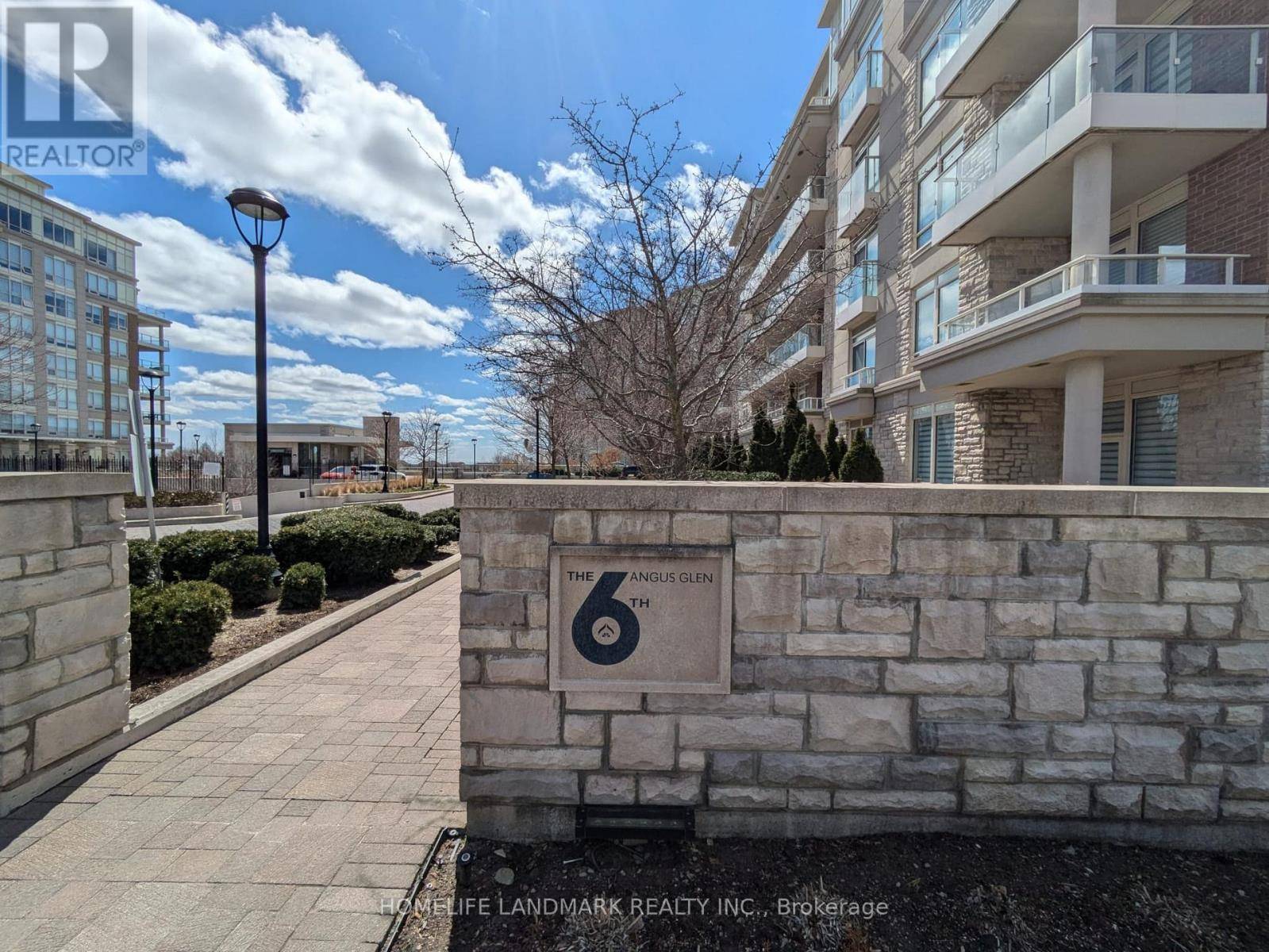 15 Stollery Pond CRES #507, Markham (angus Glen), ON L6C0Y1