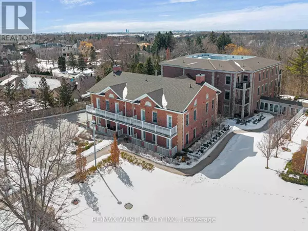 Vaughan (kleinburg), ON L0J1C0,10360 Islington AVE #202