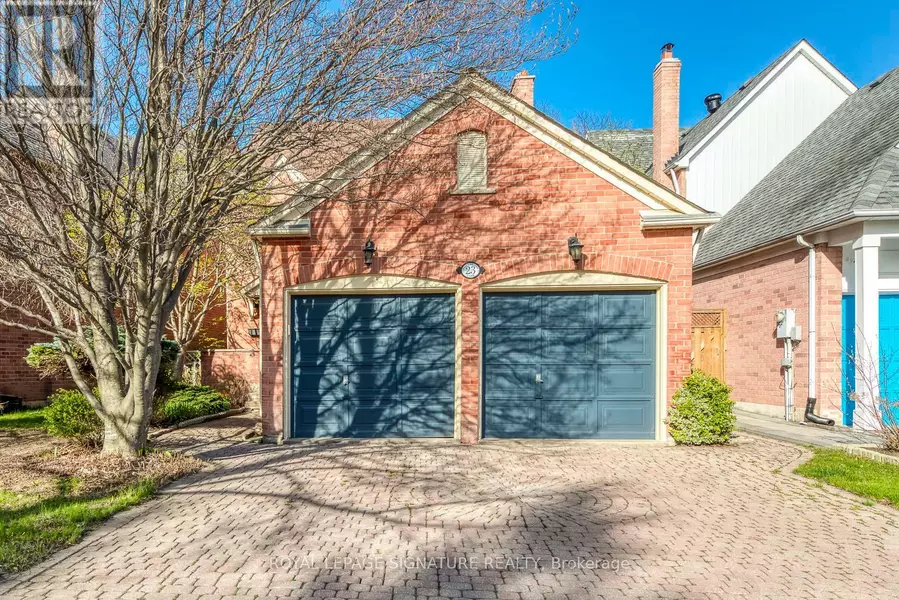 23 WATERBRIDGE LANE, Markham (unionville), ON L3R8W9