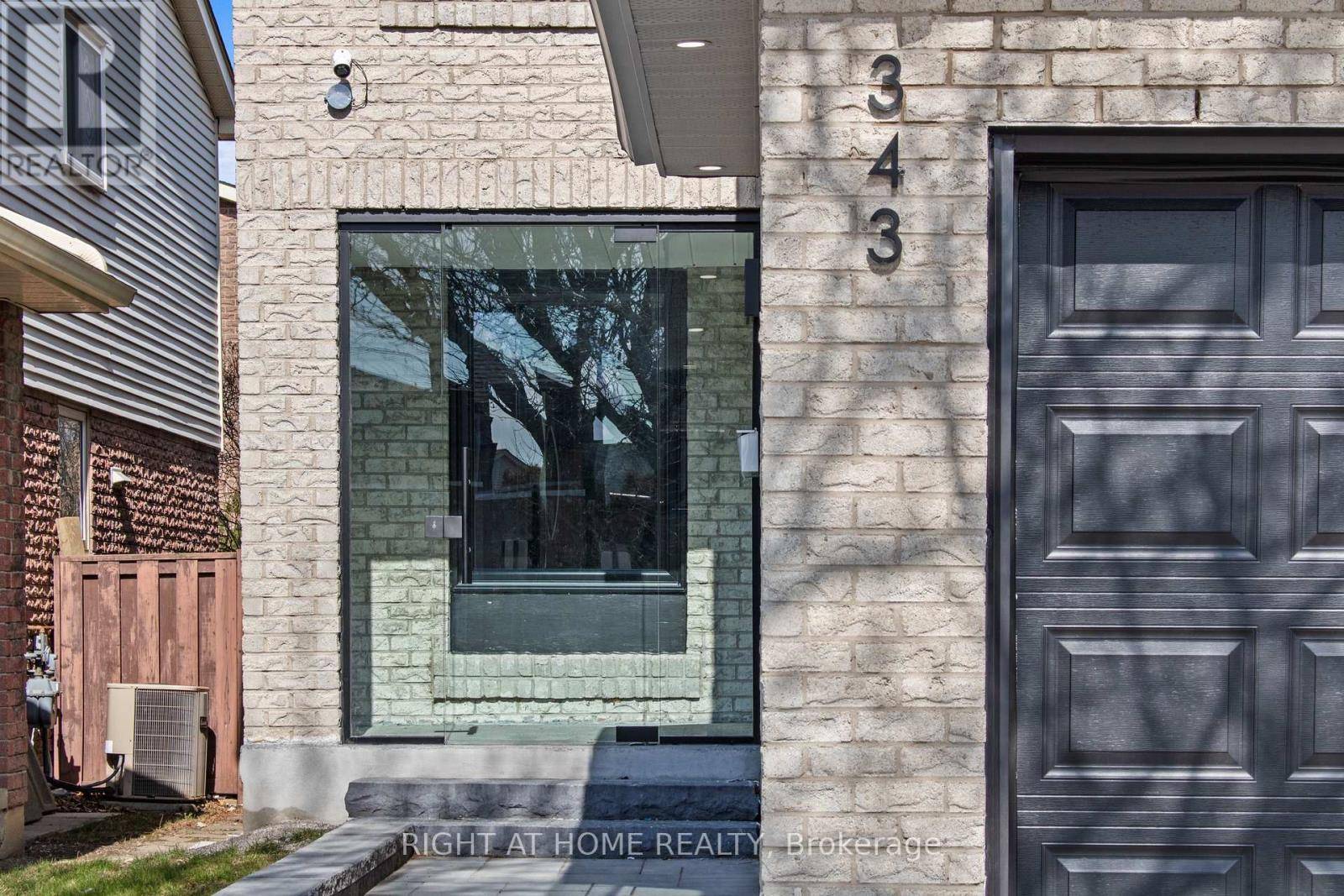 Vaughan (brownridge), ON L4J2P9,343 MULLEN DRIVE
