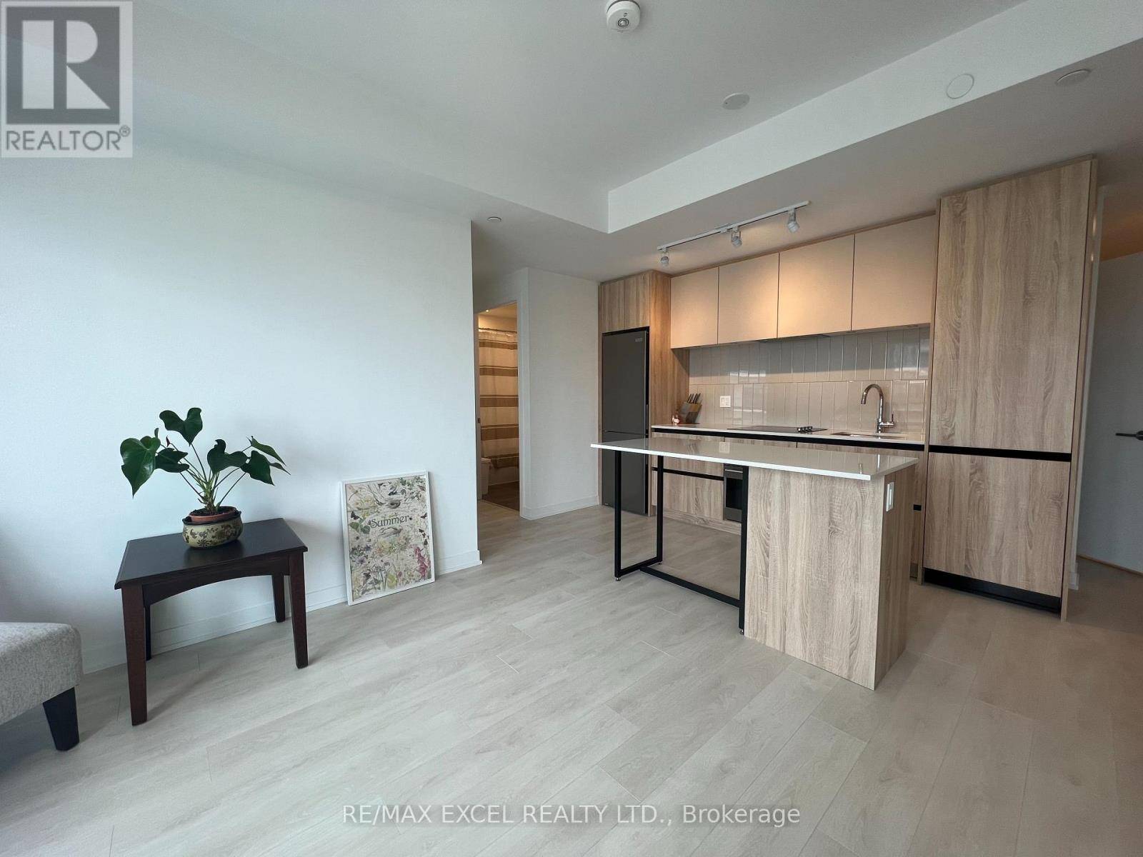 Vaughan (beverley Glen), ON L4J0L4,7950 BATHURST ST #1126