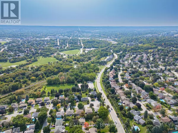 Newmarket (bristol-london), ON L3Y9A9,315 MAIN STREET N