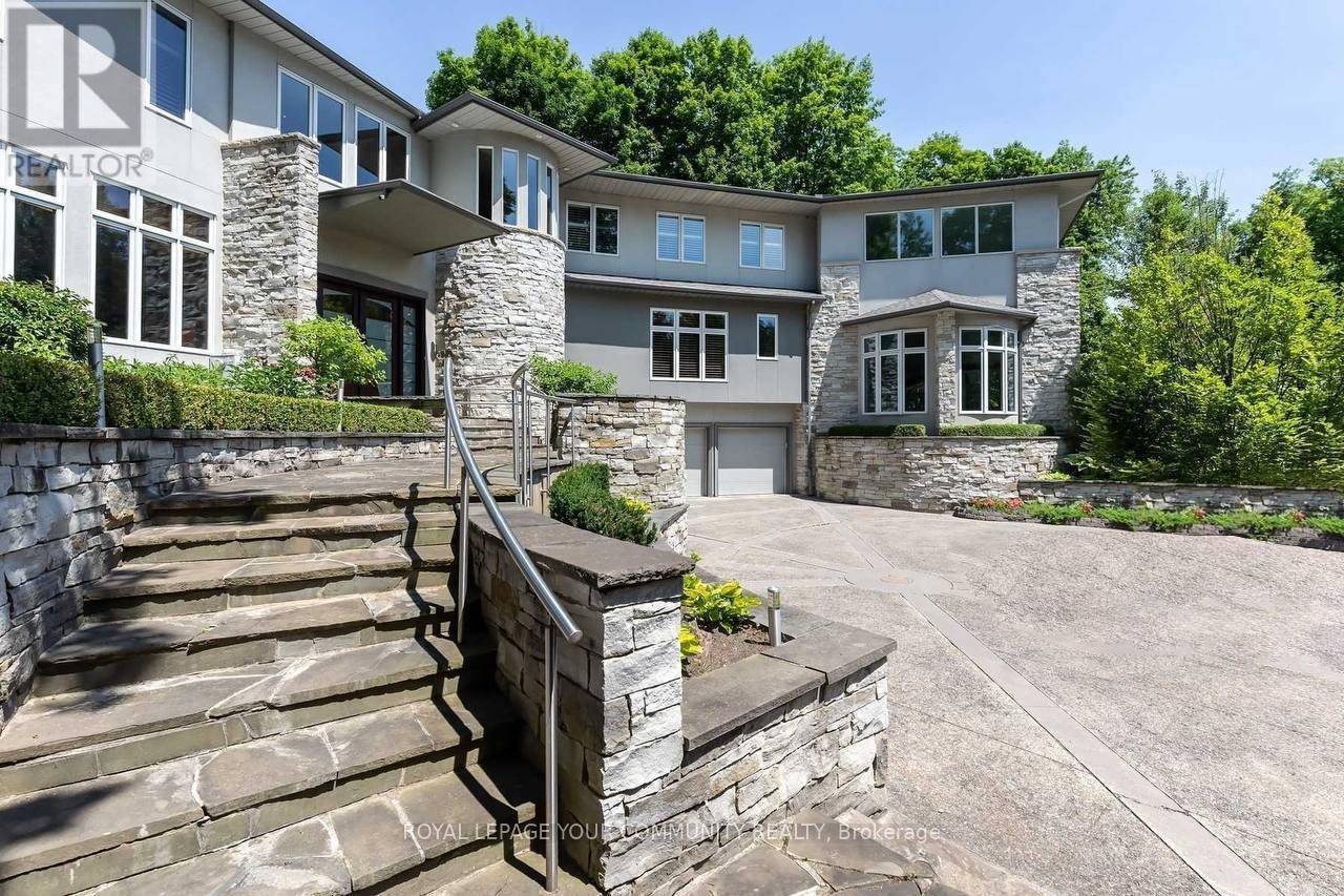 Vaughan, ON L6A1G2,76 SILVER FOX PLACE