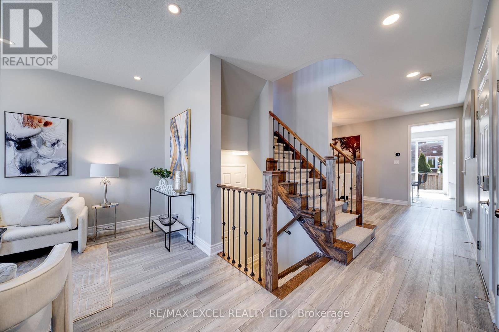 Markham (wismer), ON L6E2B3,99 JAMES PARROTT AVENUE
