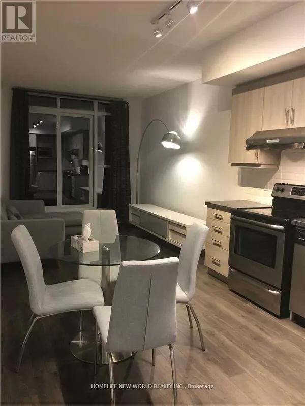 Markham (unionville), ON L6G0E9,89 South Town Centre BLVD #302