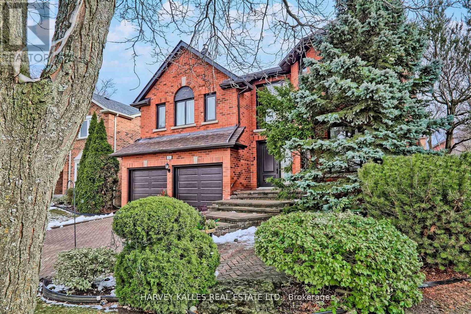 Markham (unionville), ON L3R8J3,26 BRANTWOOD COURT