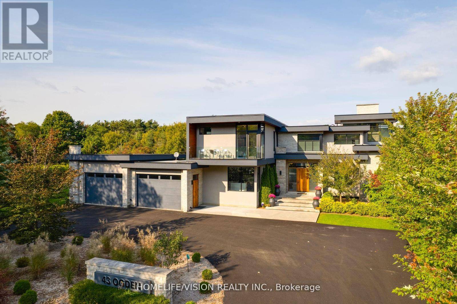 Whitchurch-stouffville, ON L4A1P1,43 OGDEN CRESCENT