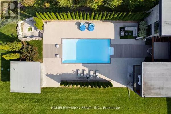 Whitchurch-stouffville, ON L4A1P1,43 OGDEN CRESCENT