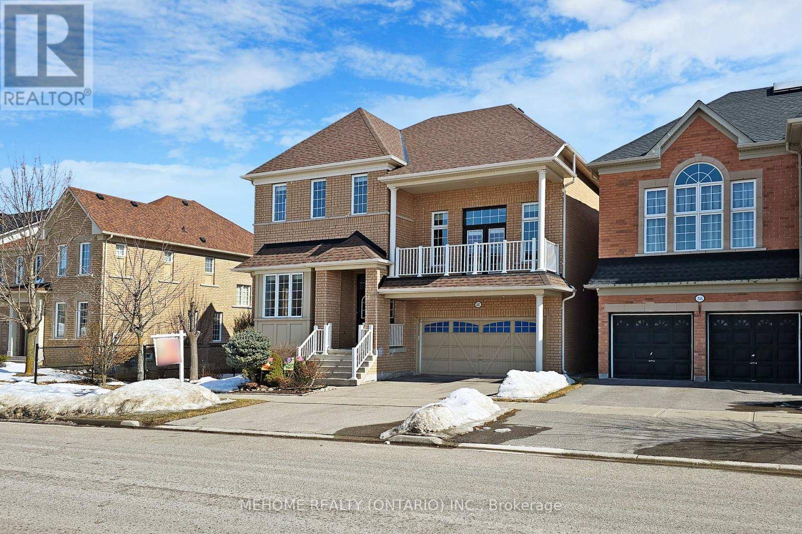 Richmond Hill (jefferson), ON L4E0R4,247 SELWYN ROAD