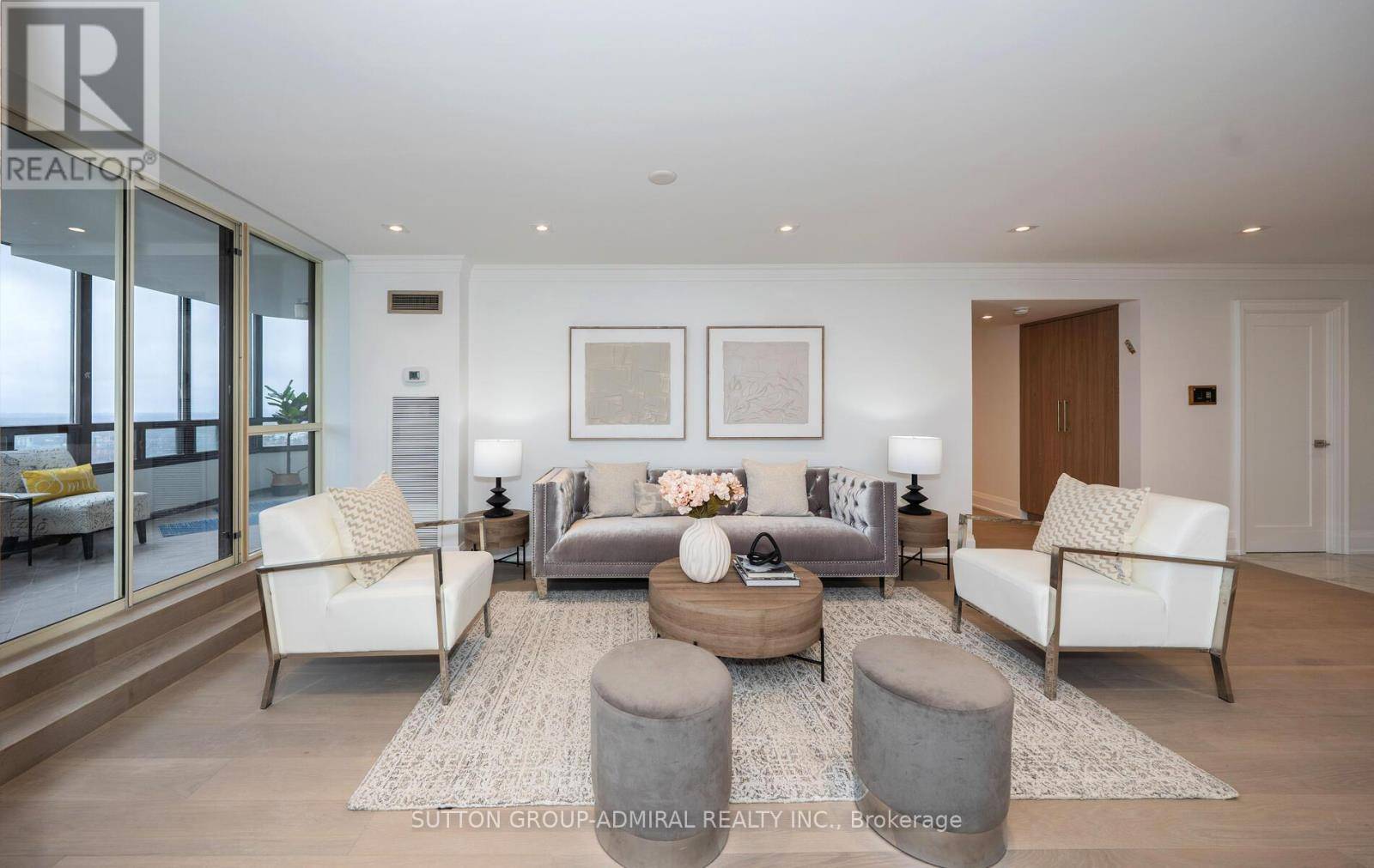 Vaughan (crestwood-springfarm-yorkhill), ON L4J7K5,343 Clark AVE West #1803