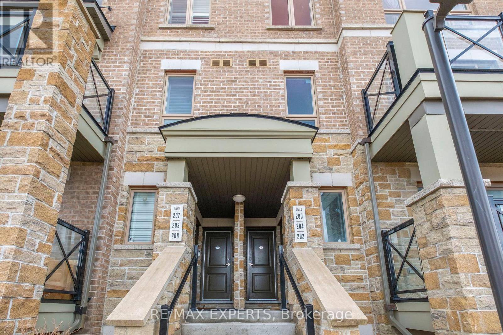 Markham (cornell), ON L6B1N3,10 Dunsheath WAY #204