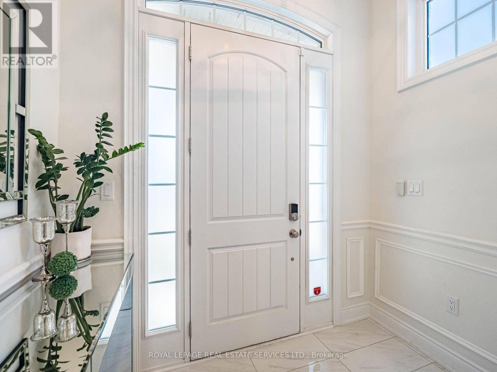 Vaughan (kleinburg), ON L4H4V2,23 GRACE LAKE COURT