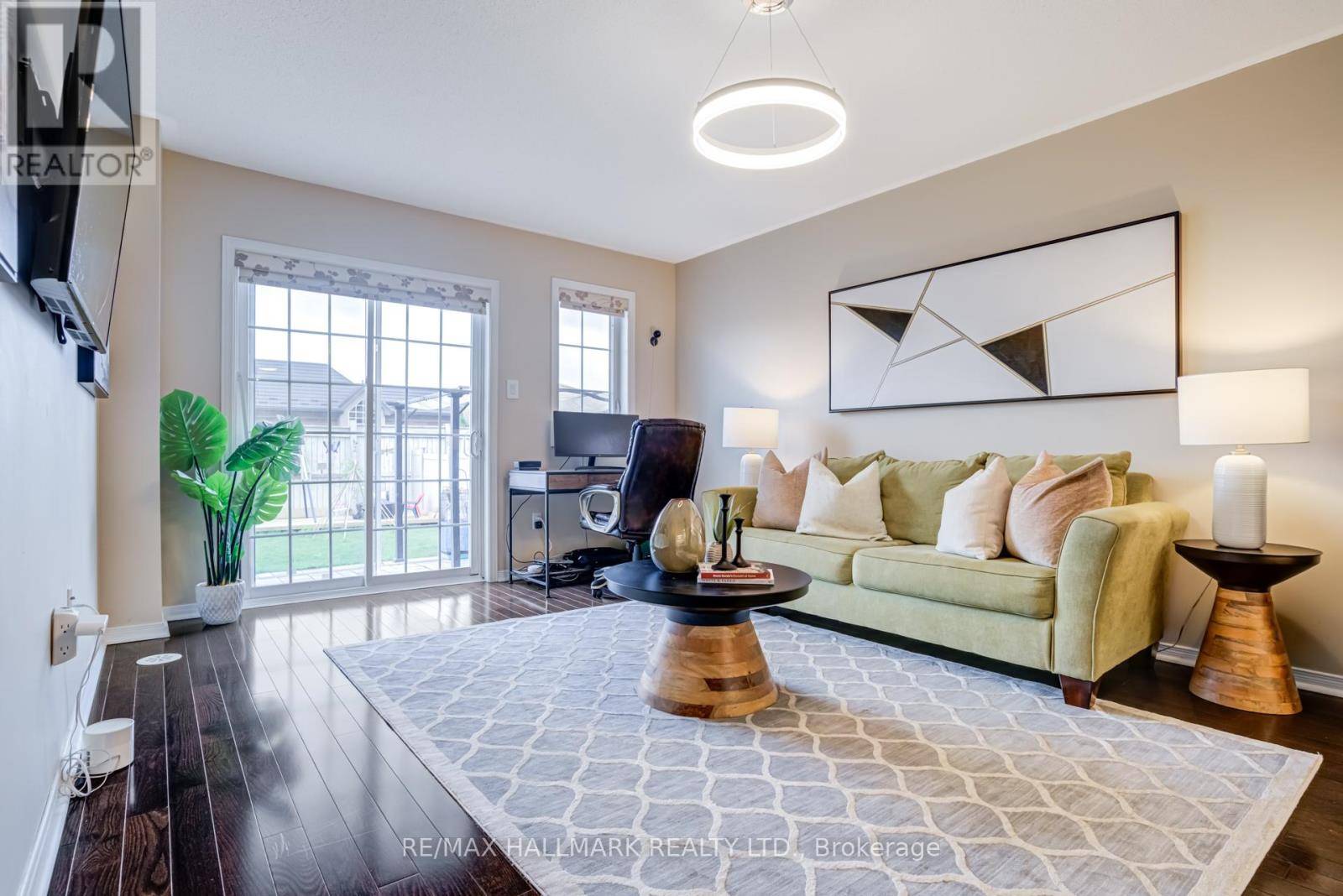 Vaughan (vellore Village), ON L4H3S5,187 HAWKVIEW BOULEVARD