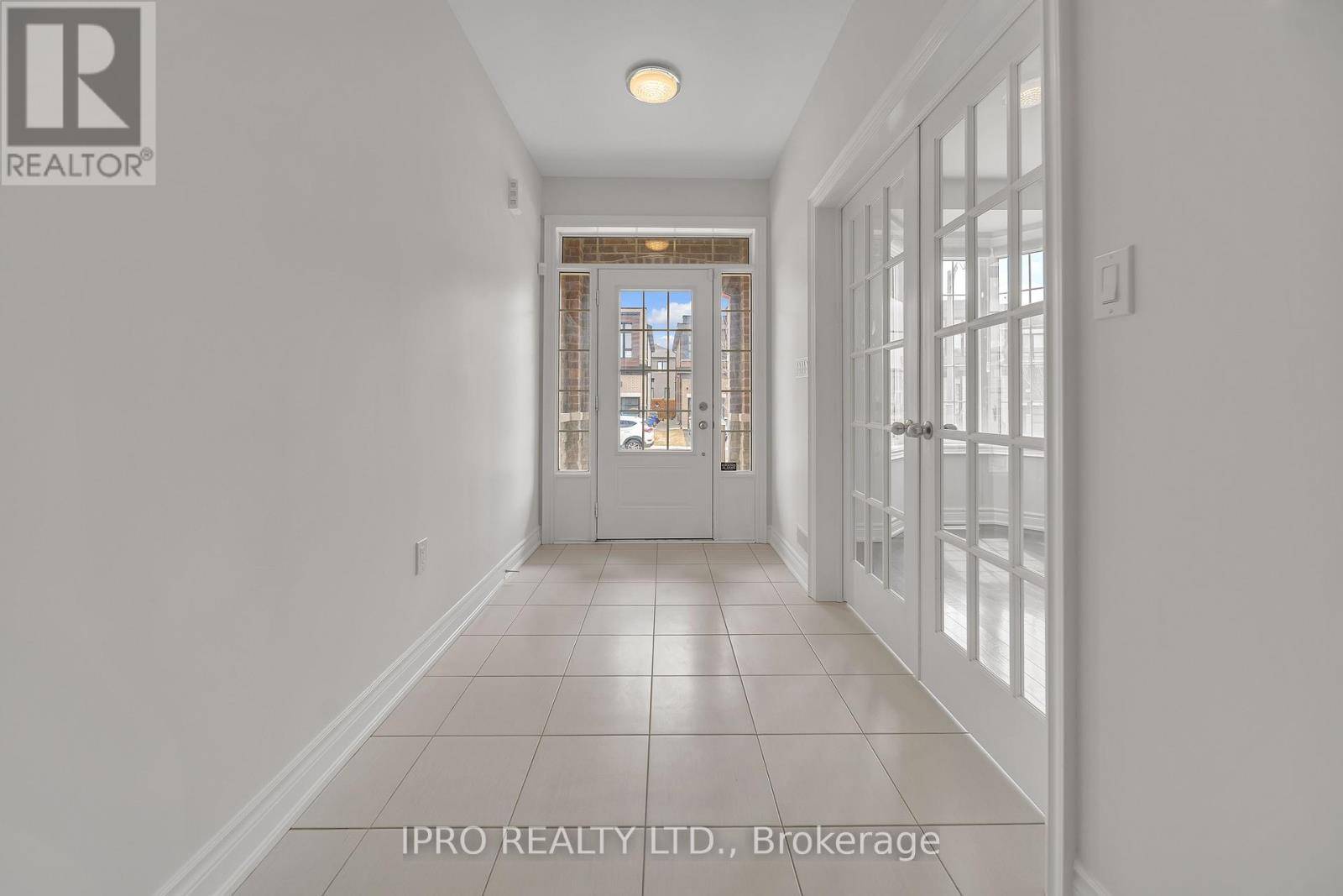 Vaughan (kleinburg), ON L4H5C4,94 CANARD DRIVE