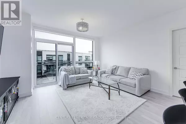 Innisfil, ON L9S2P7,333 Sea Ray AVE #D406