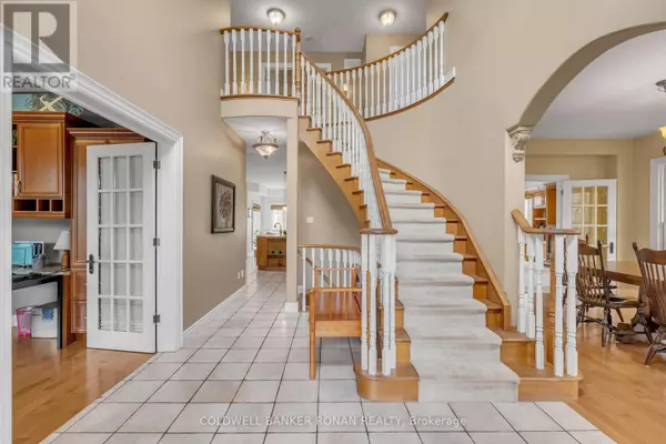 New Tecumseth, ON L0G1W0,38 TECUMSETH HEIGHTS DRIVE