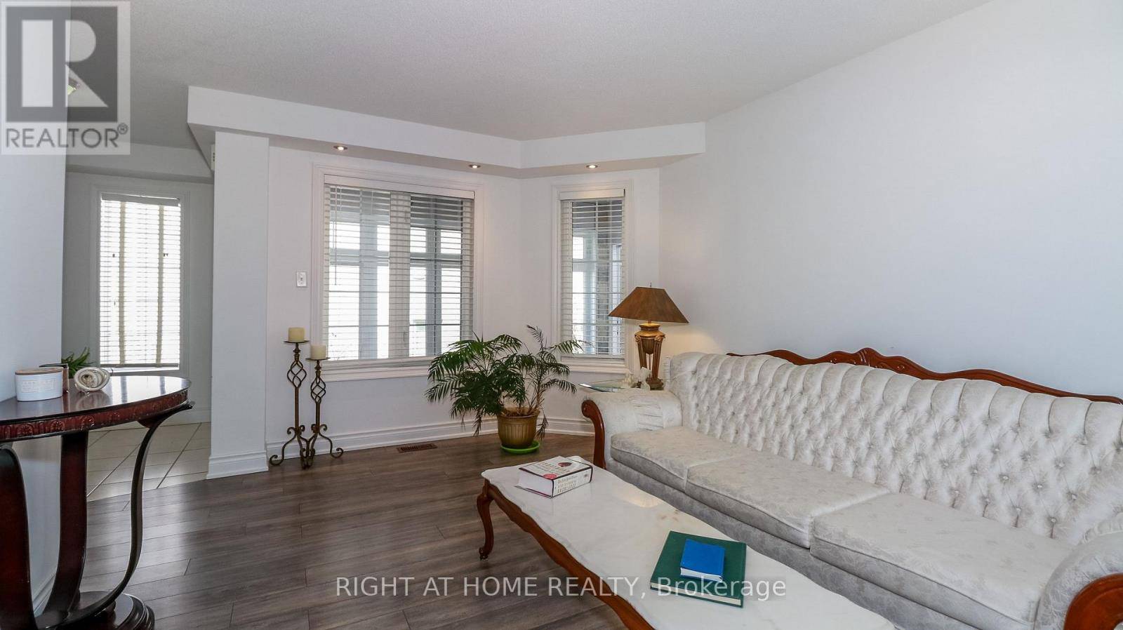 Innisfil (alcona), ON L9S4Y2,2072 WILSON STREET