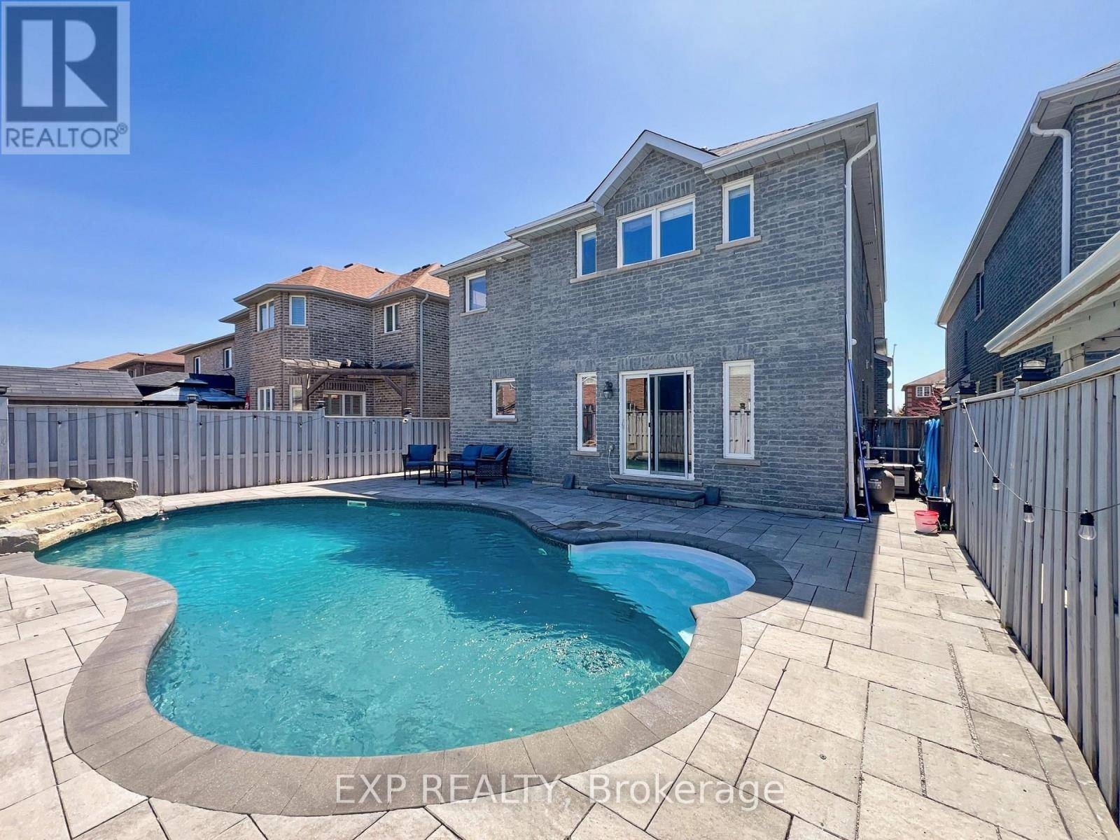Innisfil (alcona), ON L9S0B2,1342 CORM STREET