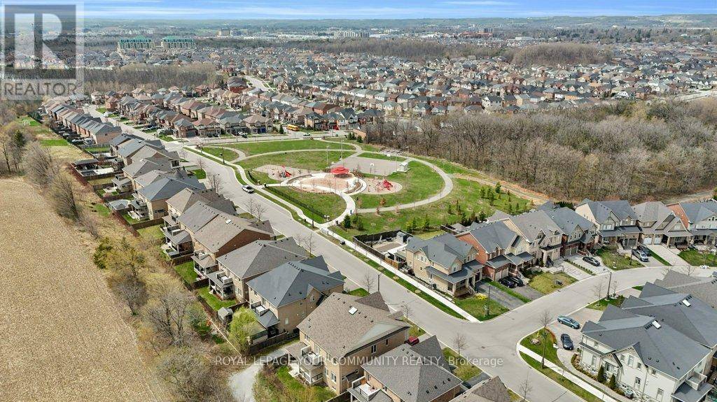 Whitchurch-stouffville (stouffville), ON L4A0H8,178 GAR LEHMAN AVENUE
