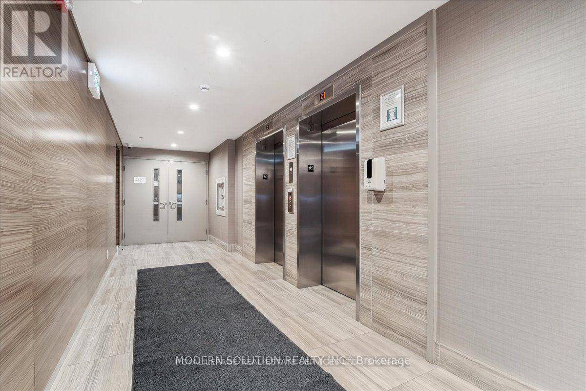 Markham (cornell), ON L6B1N2,2 Adam Sellers ST #615
