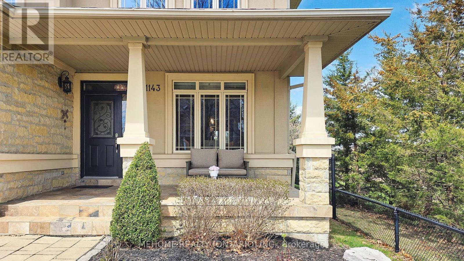 Newmarket (stonehaven-wyndham), ON L3X3E2,1143 QUAKER TRAIL