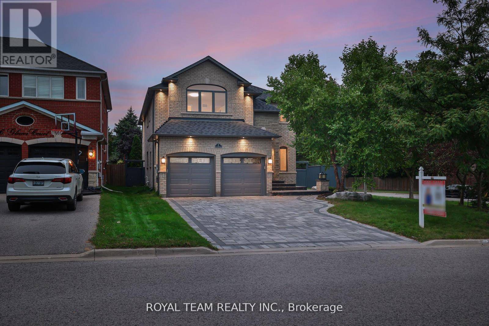 2 GLEAVE COURT, Aurora (aurora Highlands), ON L4G7L9