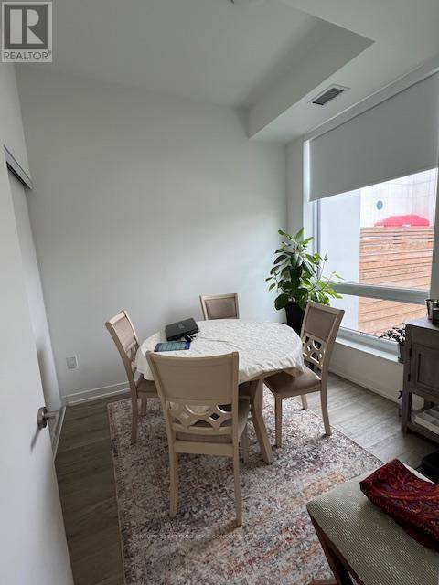Richmond Hill (south Richvale), ON L4C5T6,3 Rosewater ST #TH110W