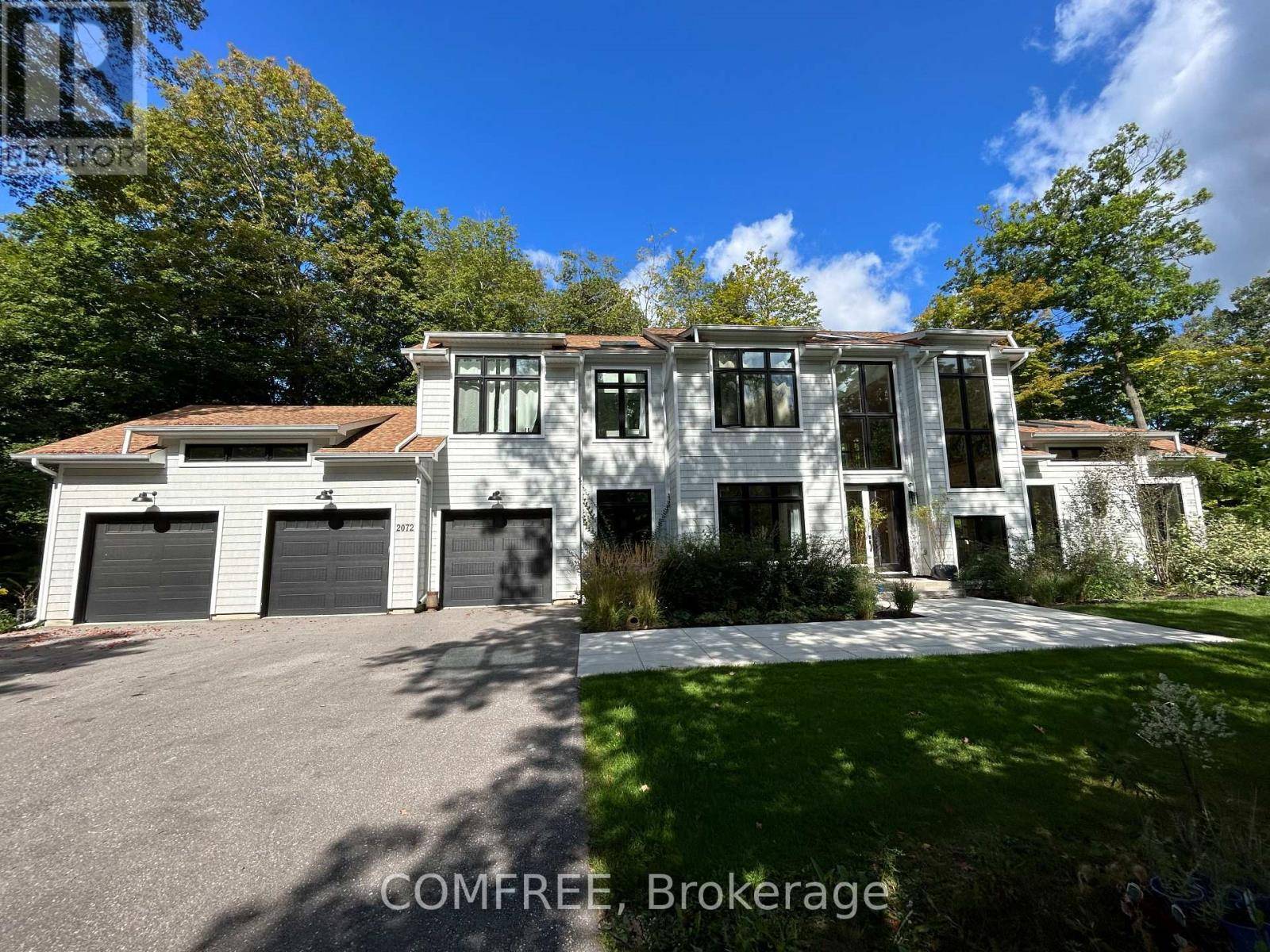 Innisfil, ON L9S1X3,2072 WILKINSON STREET