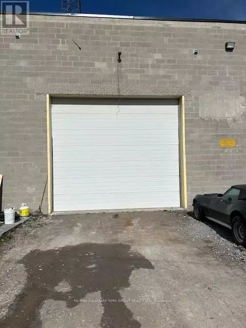 East Gwillimbury, ON L9N0L5,3440 DAVIS DRIVE