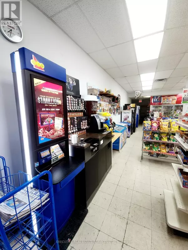 1 RAYMERVILLE DRIVE, Markham (raymerville), ON L3P5J5