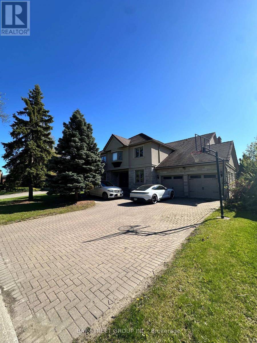 28 DUNLOE ROAD, Richmond Hill (bayview Hill), ON L4B2H4