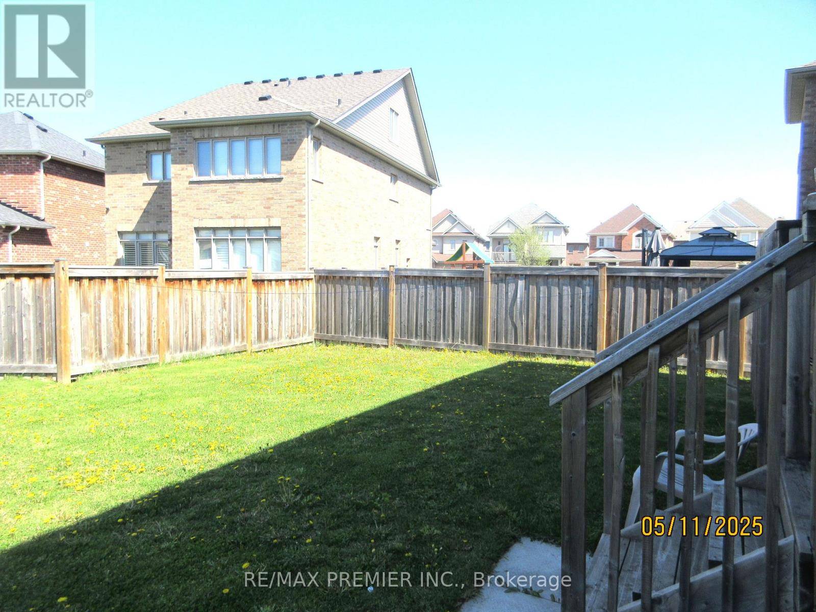New Tecumseth, ON L9R0T9,66 OWENS ROAD