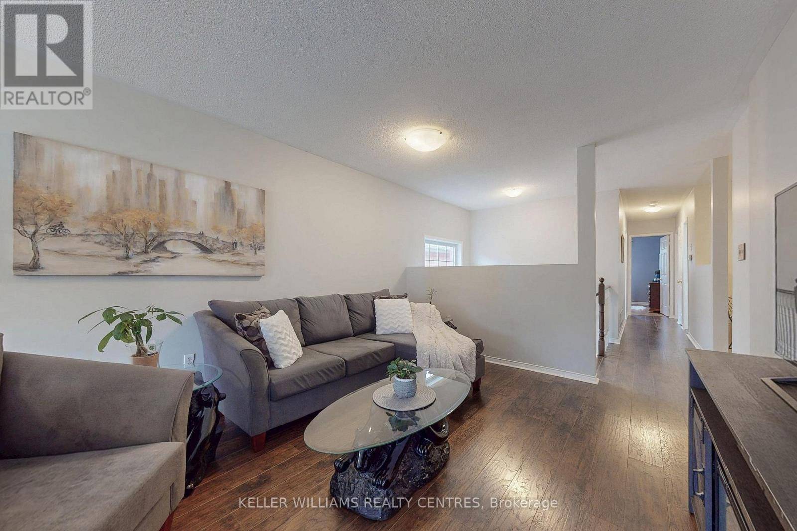 Newmarket (summerhill Estates), ON L3X2M6,78 CLEARMEADOW BOULEVARD