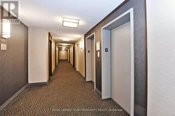 Richmond Hill (langstaff), ON L4B0A2,23 Oneida CRES #1206