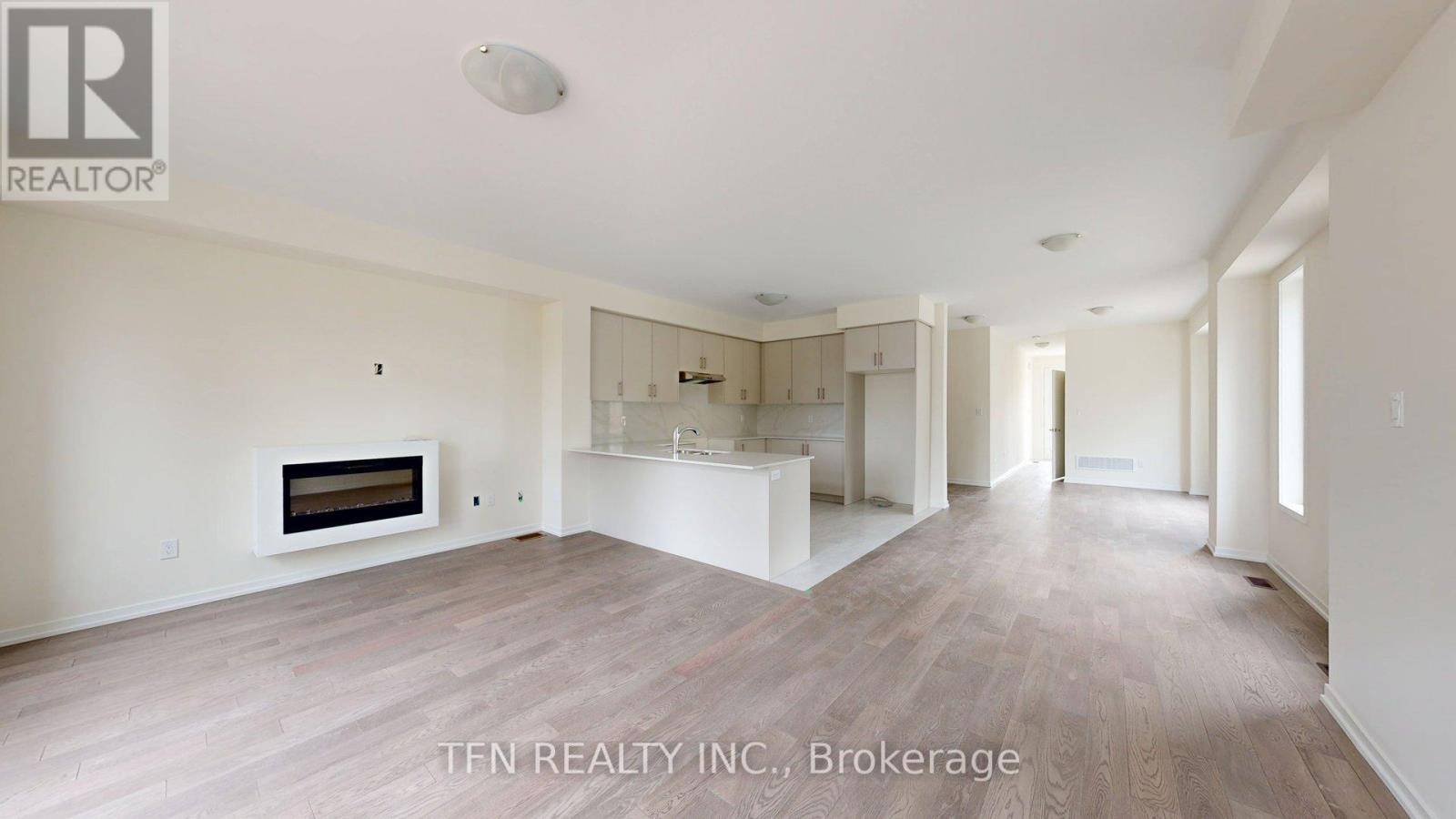 Vaughan (patterson), ON L6A5E5,235 GRAND TRUNK AVENUE