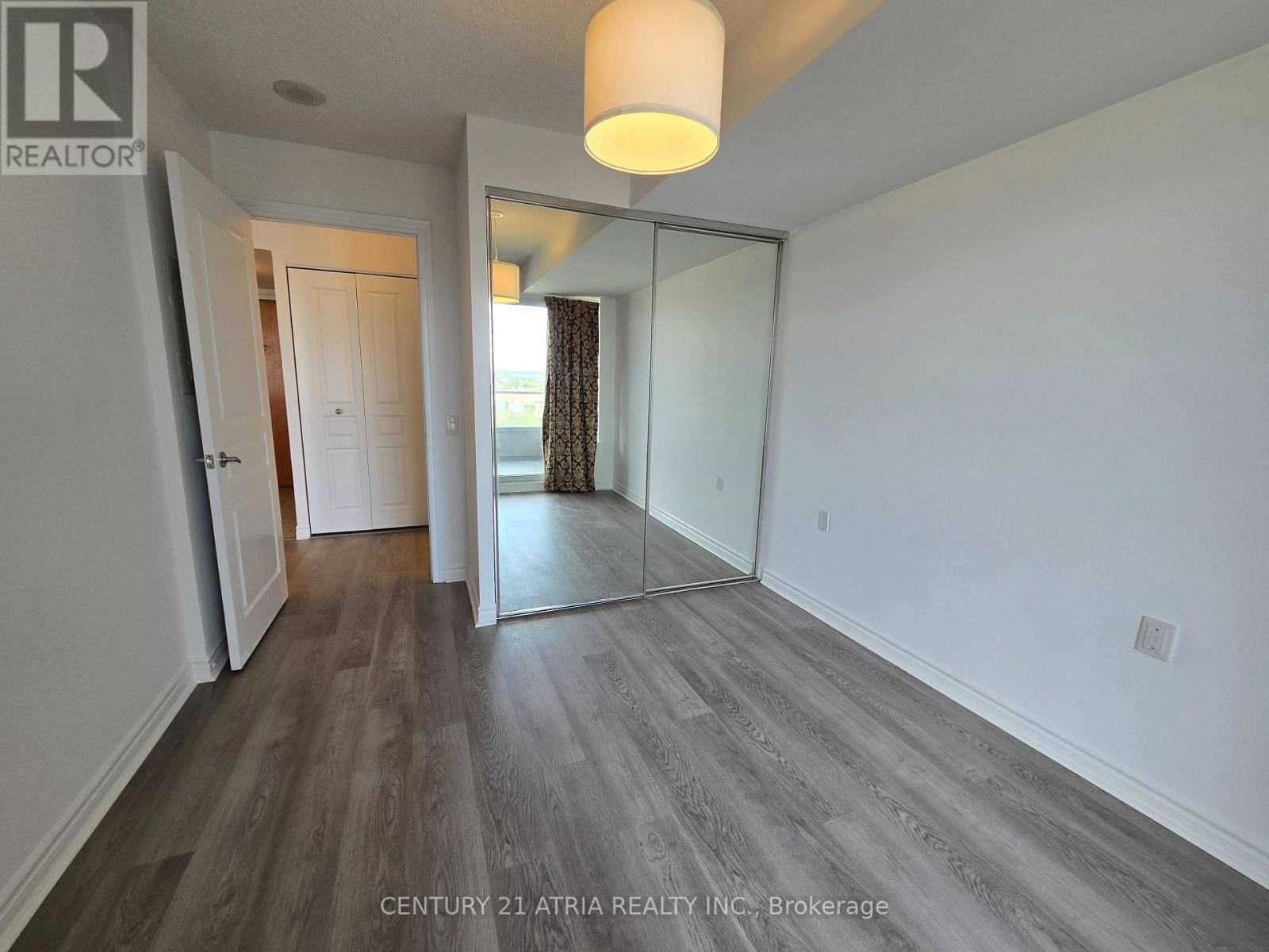 Richmond Hill (beaver Creek Business Park), ON L4B4R8,9017 Leslie ST #917
