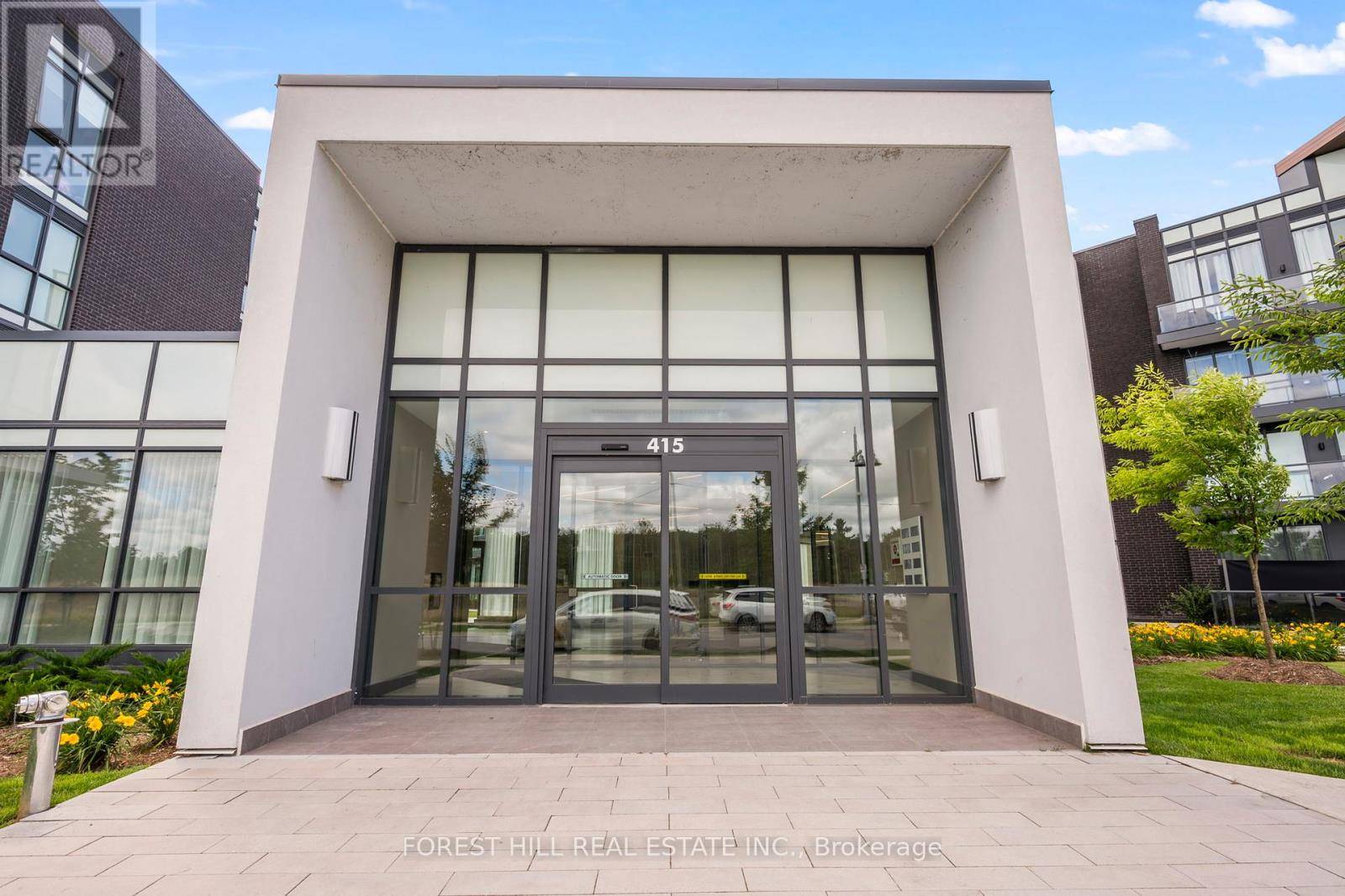 Innisfil, ON L9S2P7,415 Sea Ray BLVD #128
