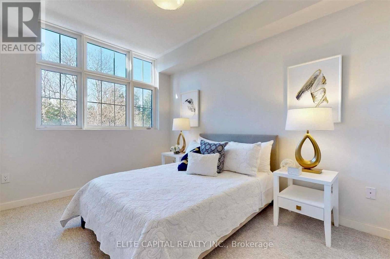 Whitchurch-stouffville (stouffville), ON L4A4T4,18 Whitaker WAY #248