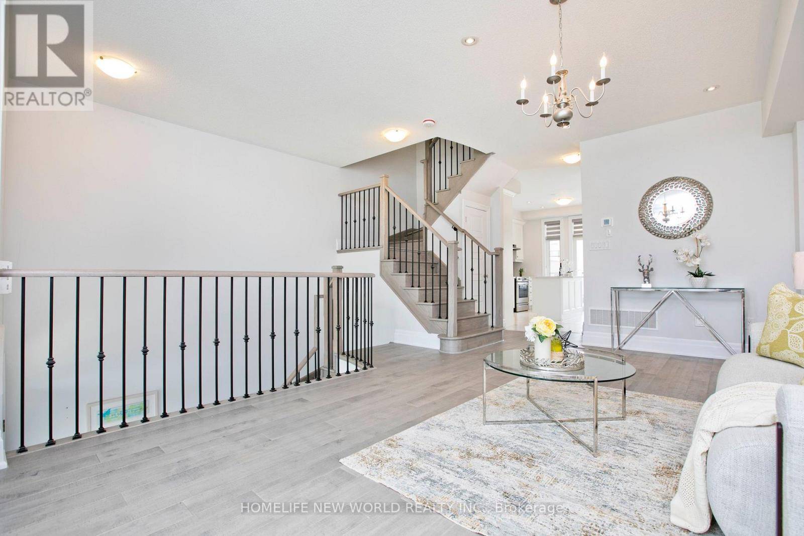 Vaughan (patterson), ON L6A5B3,18 CAMPOBELLO STREET
