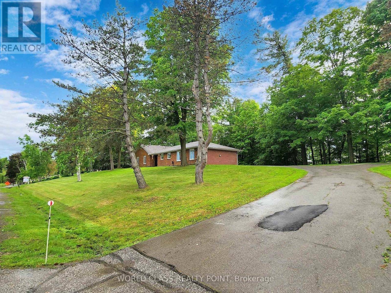Vaughan (kleinburg), ON L0J1C0,60 KLEINS RIDGE ROAD