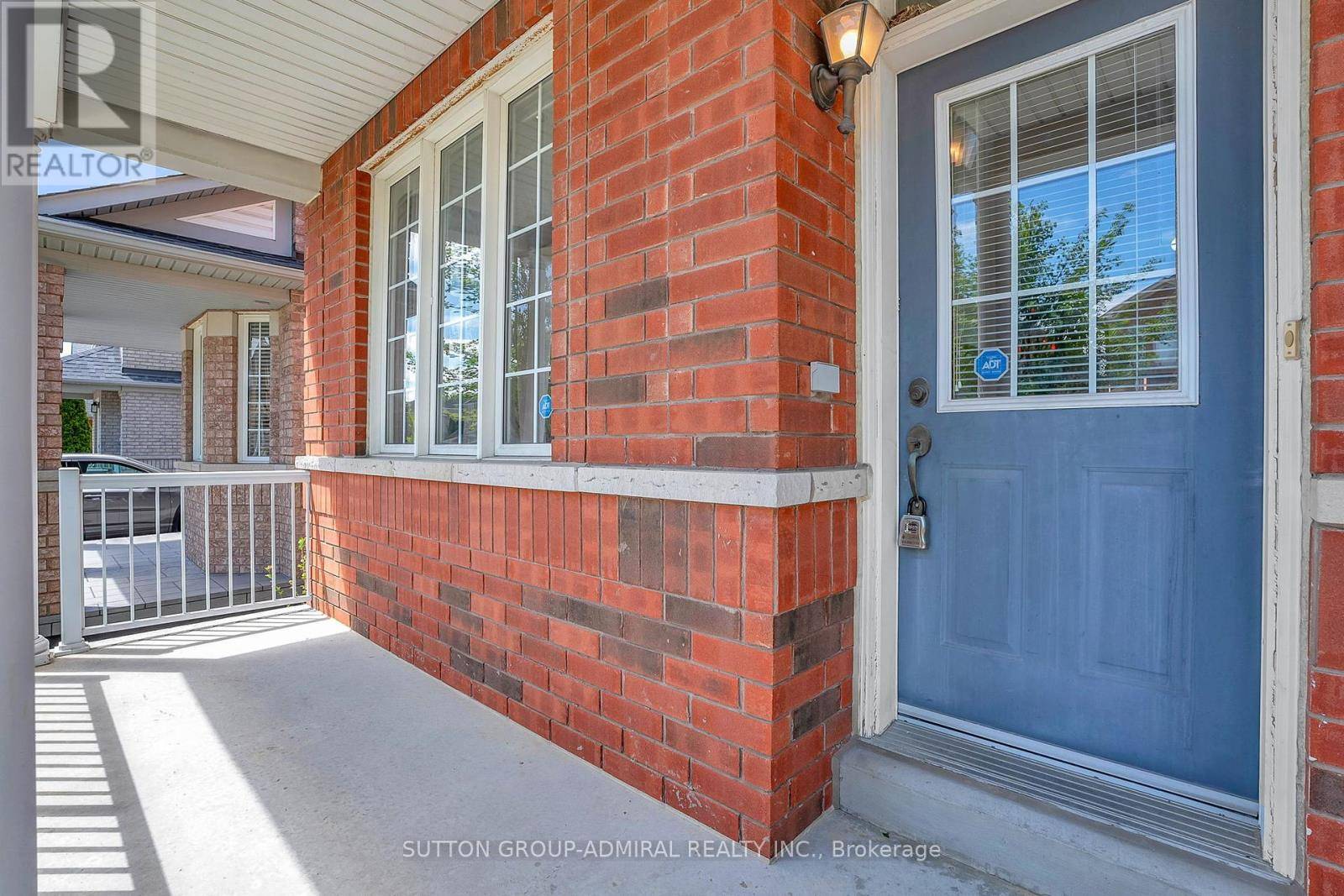 Vaughan (vellore Village), ON L4H3E3,50 SAINT VICTOR DRIVE