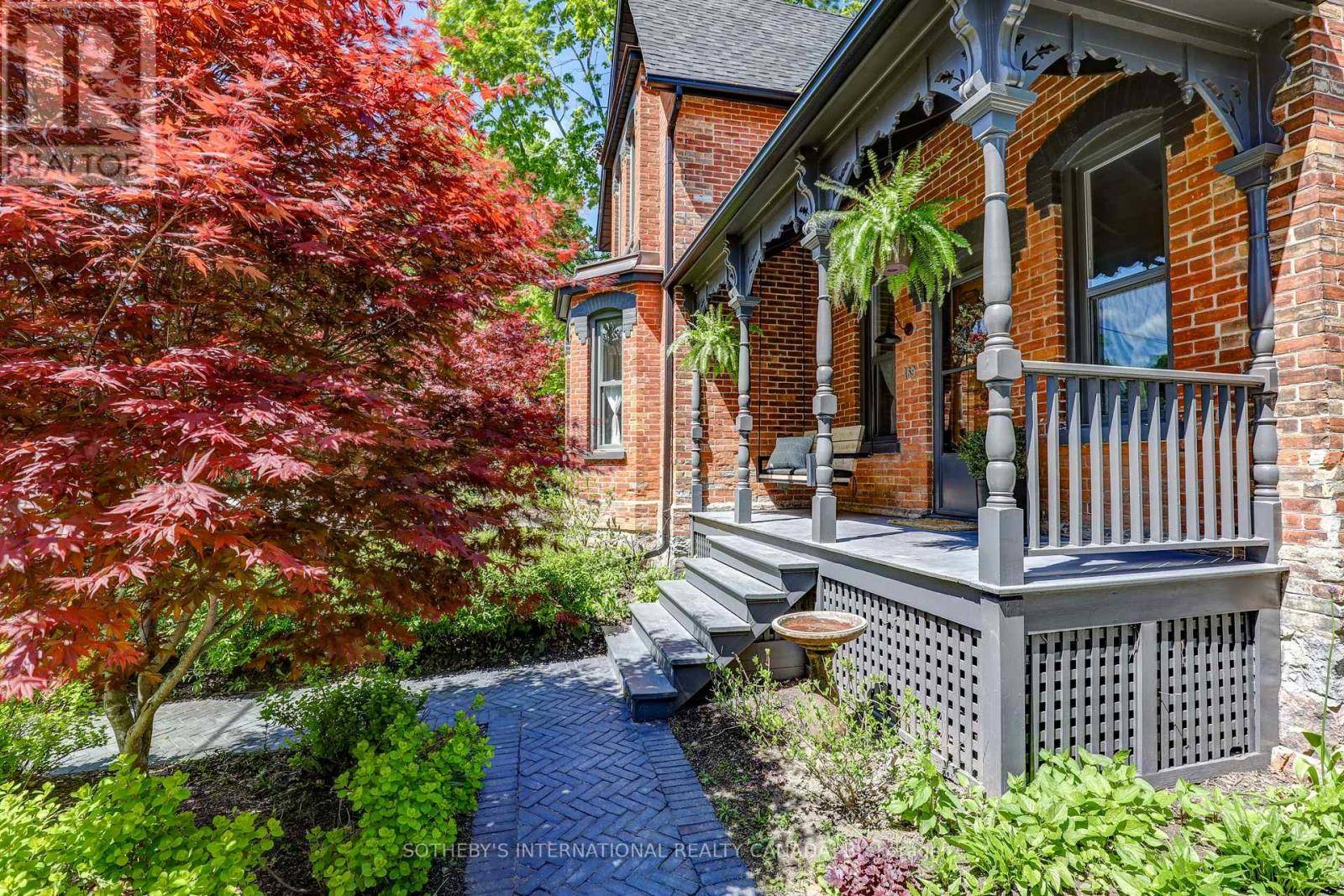 Whitchurch-stouffville (stouffville), ON L4A1B5,169 RUPERT AVENUE