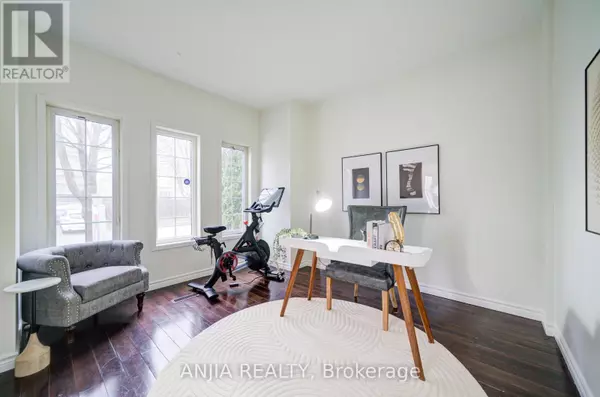 Markham (berczy), ON L6C2W3,91 CRAWFORD STREET